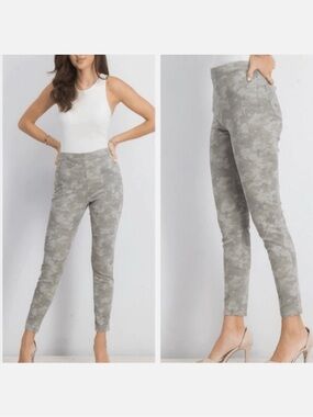 Spanx Jean-ish Stone Wash Camo Leggings Pull On Size Medium